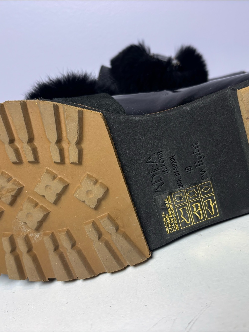 Gadea by LODI Black Patent Faux Fur & Crystal Chic Luxury Whimsical Loafers 40 - Picture 5 of 7